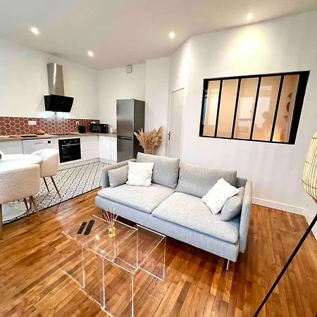 Terracotta Apartment